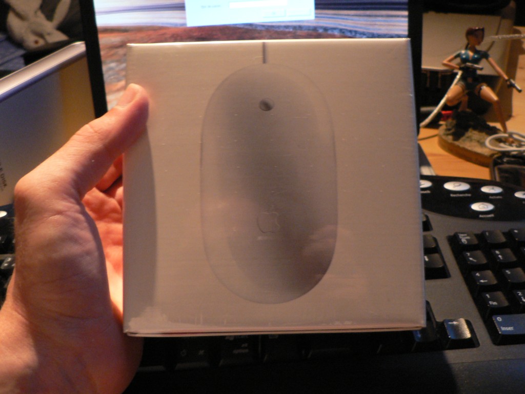 photo_souris_apple_mighty_mouse_03-08-2006_03
